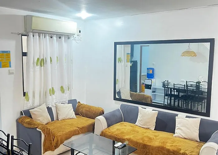 Apartment Cozy 3br Family With Shared Pool Access